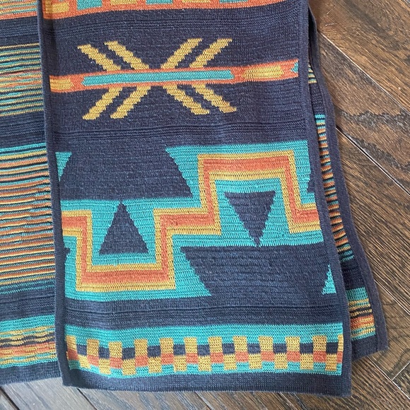 Gorgeous Peruvian Connection open sweater with classic Southwestern pattern 🩵💚💙 - Picture 7 of 11